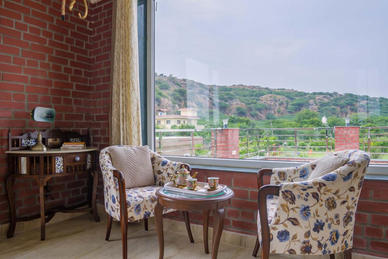 Stayvista At Hillside Paradise Dhauj Exterior foto